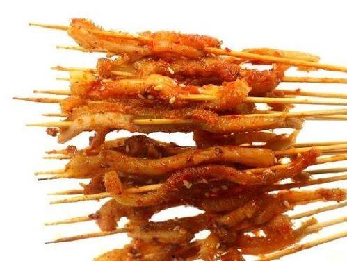 烤鸭肠视频,美味诱人制作过程大揭秘